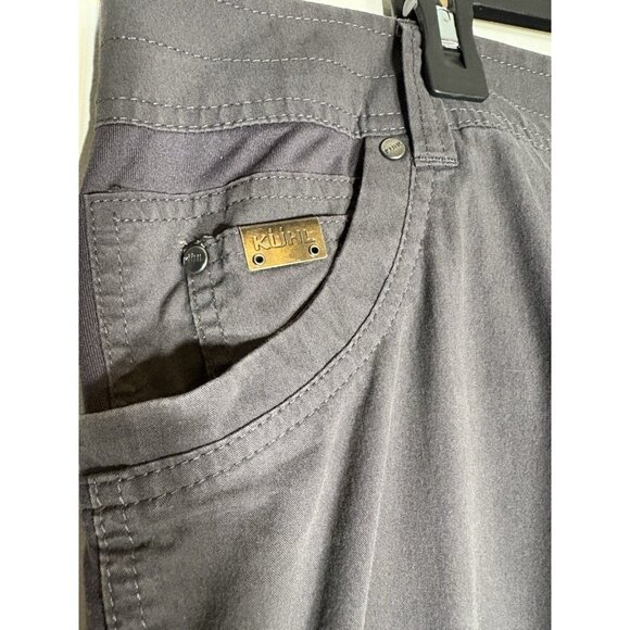 KUHL Black Outdoor Gorpcore Mens Hiking Work Pants Size 42x32 - Picture 2 of 7